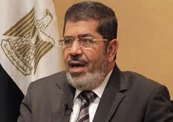 مرسي يصدر قانونا يلغي الحبس ا في جرائم النشر