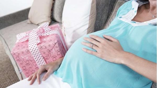 المدخنون يساهمون بولادة أطفال مصابين بأمراض القلب