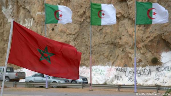 مغاربة يهاجمون جنرالات الجزائر ويردون على افتعال الأزمات:" عداوة ظاهرة وحقد دفين تجاه المغرب والمغاربة"