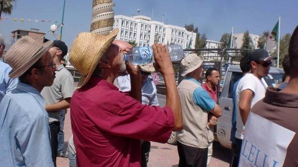 الرميد يؤكد تجريم كل أنواع العلاقات الجنسية غير المشروع ويتوعد "وكالين رمضان"