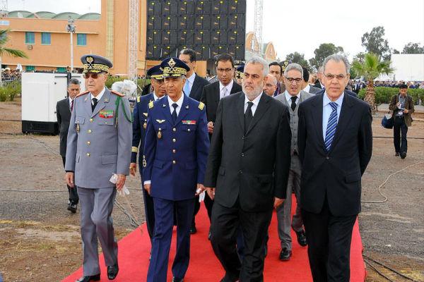 بنكيران يخطب ود الجيش بهدايا متواصلة