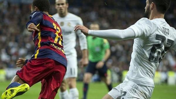 برشلونة يتقدم بشكوى ضد لاعبين سابقين في ريال مدريد