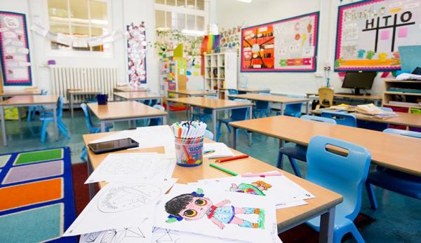 إيطاليا تسعى إلى إعادة فتح المدارس بعد عيد الفصح