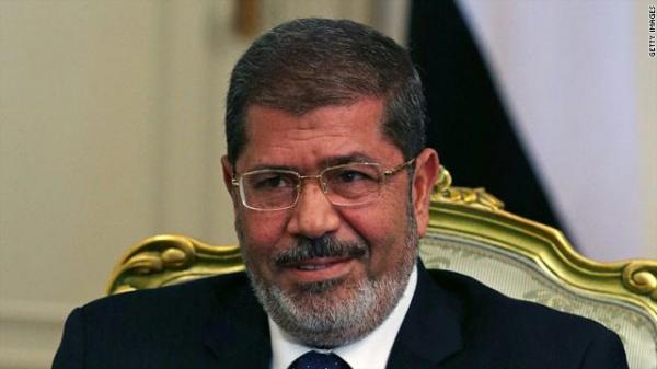 مرسي يحل 'ضيفا' على مبارك في سجن طرة