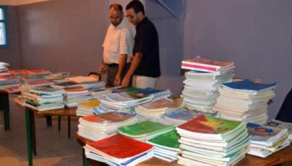 وزارة بلمختار تنهي مراجعة الكتب المدرسية في ظل جدل حول آليات المراجعة والمضامين