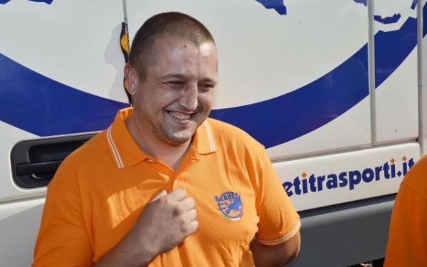 أي تكريم مغربي يستحق منقذ العائلة المغربية بإيطاليا؟