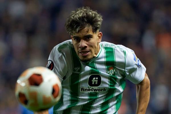 الزلزولي يفتتح عداده التهديفي بالدوري الأوروبي