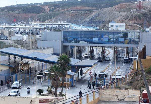 أسرة مغربية تتخلى في سبتة عن طفليها القاصرين.. يعانيان من مرض خطير وأحدهما مقعد على كرسي متحرك