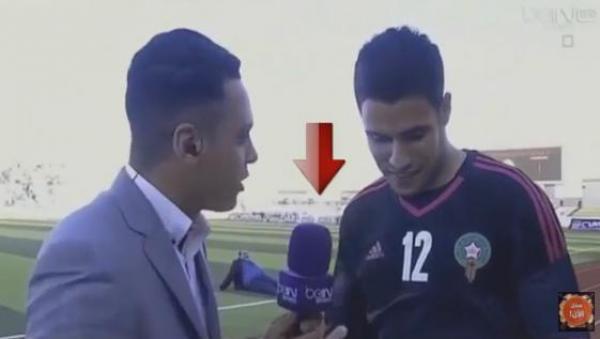 فيديو طريف .. البوشحاتي "منبطح" فوق أرضية الملعب بعد فوز المنتخب المغربي