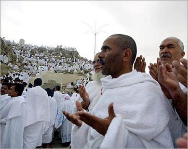 قيادات من "البي جي دي" تستفيد من تأشيرات المجاملة الخاصة بالحج