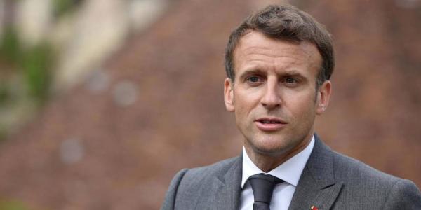 ماكرون يطلب "الصفح" من الحركيين ويعدهم ب"تعويض"