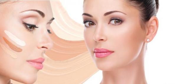 تعرفي على  الطريقة الصحيحة لإخفاء عيوب البشرة بالمكياج