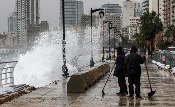 لبنان: العاصفة "لولو" تخلف خسائر وأضرار مادية جسيمة