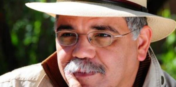 قصة عبدالرزاق بنشعبان ، المغربي الذي أدخل العرب إلى “قصر” العطور العالمية