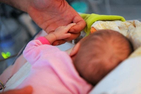 خطير... توقيف خمس نساء لارتباطهن بشبكة إجرامية تنشط في الاتجار في الأطفال الرضع بفاس