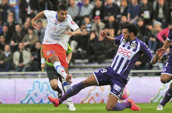 بلهندة مرشح لجائزة أفضل لاعب بالدوري الفرنسي