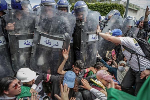 منظمة العفو الدولية تندد ب"قمع وحشي" للحراك بالجزائر