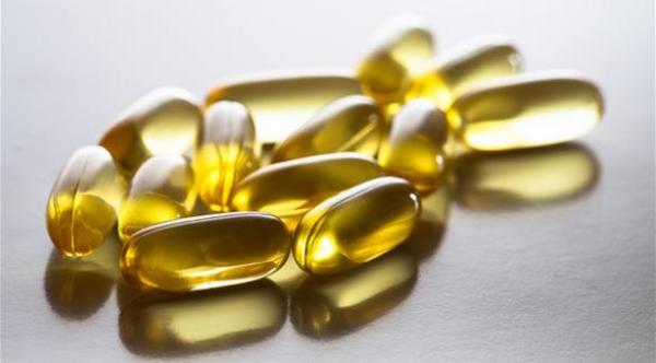 زيت السمك يحمي من الزهايمر والخرف