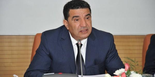 مبديع : أستغرب كيف يحصل الموظف على نقطة 20/20 و كأنه  ينتج 100%