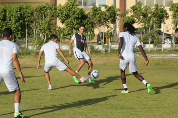 هذه البدلة التي سيرتديها المغرب التطواني في مواجهة سموحة 