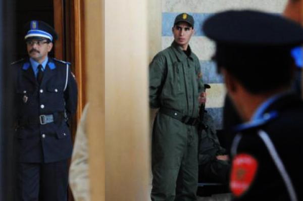 فرنسي يفجر فضيحة سطو جديدة على هبة ملكية