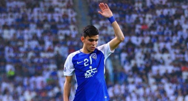 بنشرقي يحزم حقائبه بعد موسم "فاشل" مع الهلال