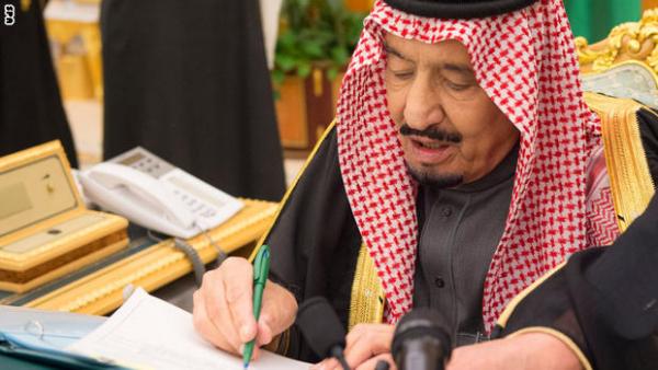 الملك السعودي سلمان بن عبد العزيز يفعلها ويمنح المرأة السعودية حقا كانت تحلم به لسنوات