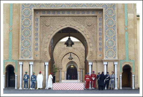 تعليمات عليا تبعد رجال حسني بنسليمان من حراسة "لادجيد" و الإقامات الملكية و هذا الجهاز هو من سيعوضهم