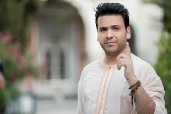 المنشد المغربي مروان حاجي يوضح ل"أخبارنا" حقيقة مشاركته في مهرجان إسرائيلي