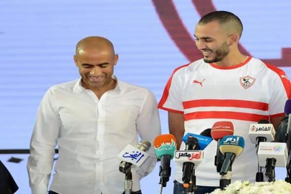 انتهى شهر العسل...اندلاع حرب كلامية بين مهاجم الأسود "بوطيب" وزملائه في الزمالك