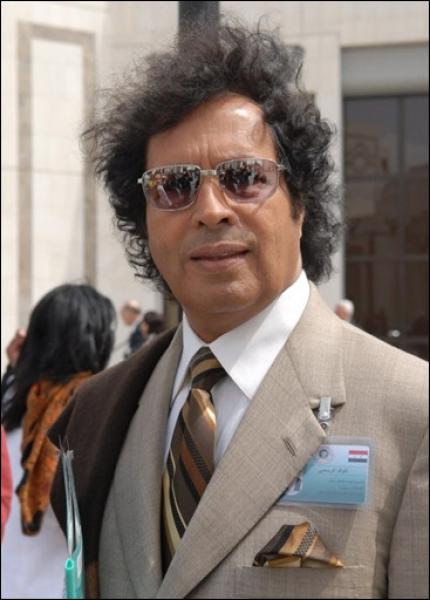 انباء عن انشقاق قذاف الدم  أقرب مساعدي القدافي وطلبه اللجوء السياسي لمصر