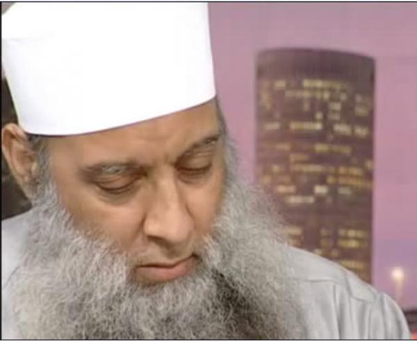 قتل "حمى" الشيخ الحوينى ذو الـ78 على أيدي بلطجية (فيديو)