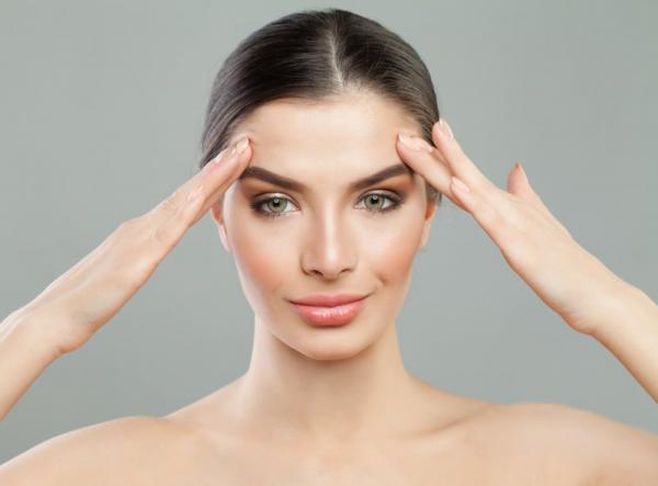 تدليك الوجه وفوائده المذهلة للعناية بجمال وصحة البشرة والإسترخاء