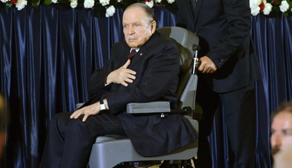 بوتفليقة يعلن الحداد 8 أيام بعد وفـاة زعيم البوليساريو