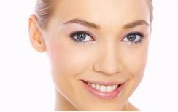 تعلمي كيف تحبي وتعتني ببشرتك