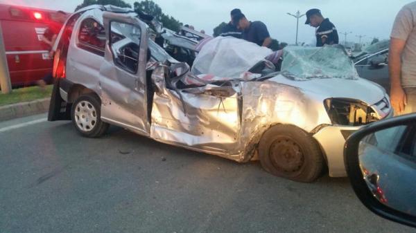 وفاة شخصين قبل آذان المغرب في حادثة سير بشعة  بين تطوان و مارتيل (صور)