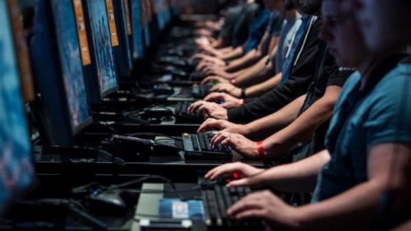 أوكرنيا تُجهز جيشا إليكترونيا لغزو المواقع الروسية