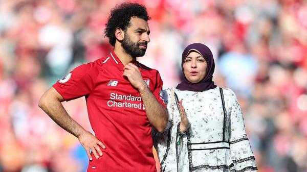 "محمد صلاح" يشفى من فيروس كورونا وزوجته لا تزال في الحجر الصحي