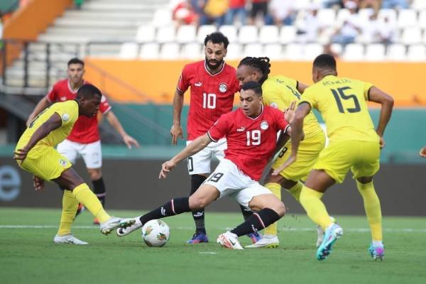 بالفيديو..المنتخب المصري ينجو من الخسارة أمام الموزمبيق في الوقت القاتل