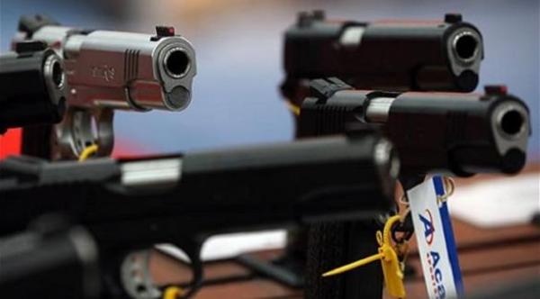 أمريكي قتل نفسه أثناء التقاط السيلفي