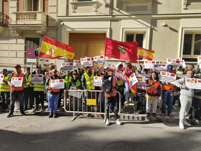 الجالية المغربية في الصدارة.. أرقام رسمية تؤكد: أزيد من 870 ألف مغربي يستقرون بـ "الجارة" إسبانيا