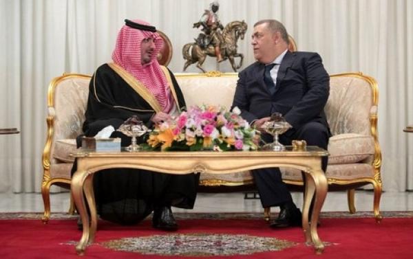 في عز أزمة اختفاء الكاتب "خاشقجي"...وزير الداخلية السعودي يحل بالمغرب رفقة وفد رفيع المستوى