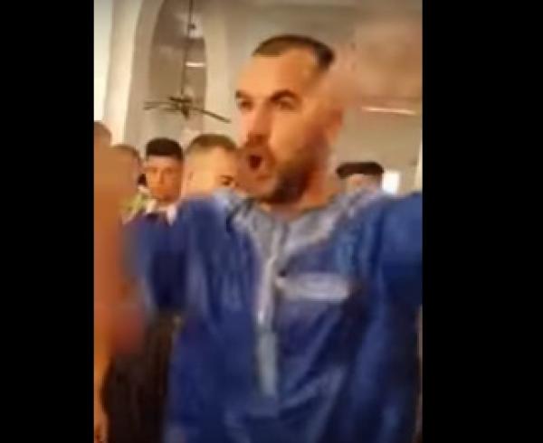 وزارة الأوقاف ترد بقوة على "فتنة صلاة الجمعة" التي كان بطلها الزفزافي