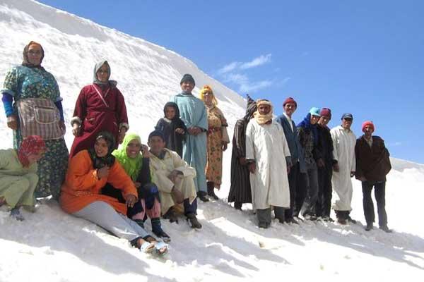 اعتقال مواطن من انفكو احتج على تماطل السلطات على منحه "كريمة" وعده بها الملك