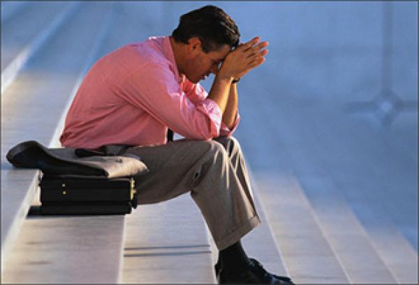 دراسة: انخفاض هرمون «تستوستيرون» يزيد خطر إصابة الرجال بالاكتئاب