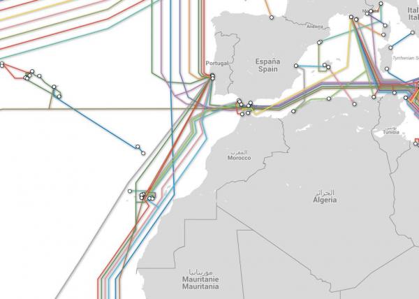 موقع إنترنت يتيح معرفة كابلات الاتصالات فى أعماق البحار