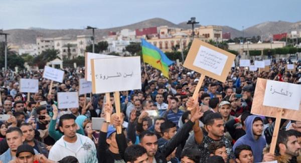 نقابة تقف في صف حراك الريف و تدعو إلى سحب الجيش من الحسيمة